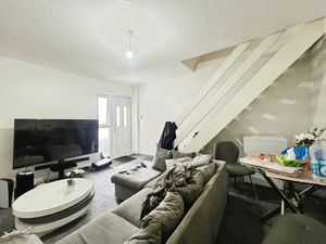 Photo 9- click for photo gallery